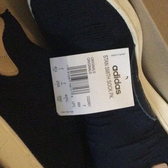 Sneakers - Picture 8 of 8